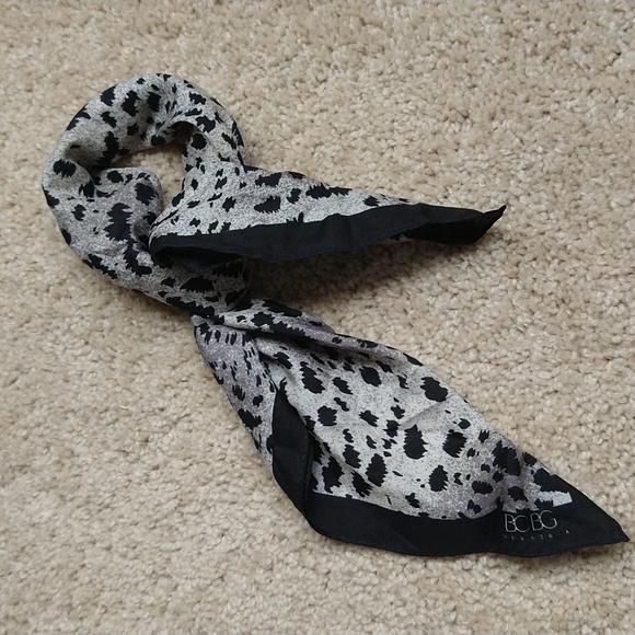 Vintage BCBG Max Azria silk scaf 97 Runway - Picture 4 of 4